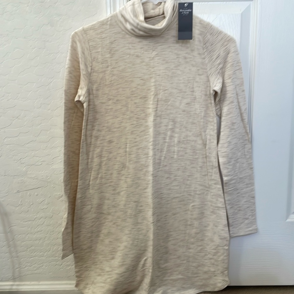 Abercrombie Women's Mock Neck Long Sleeve